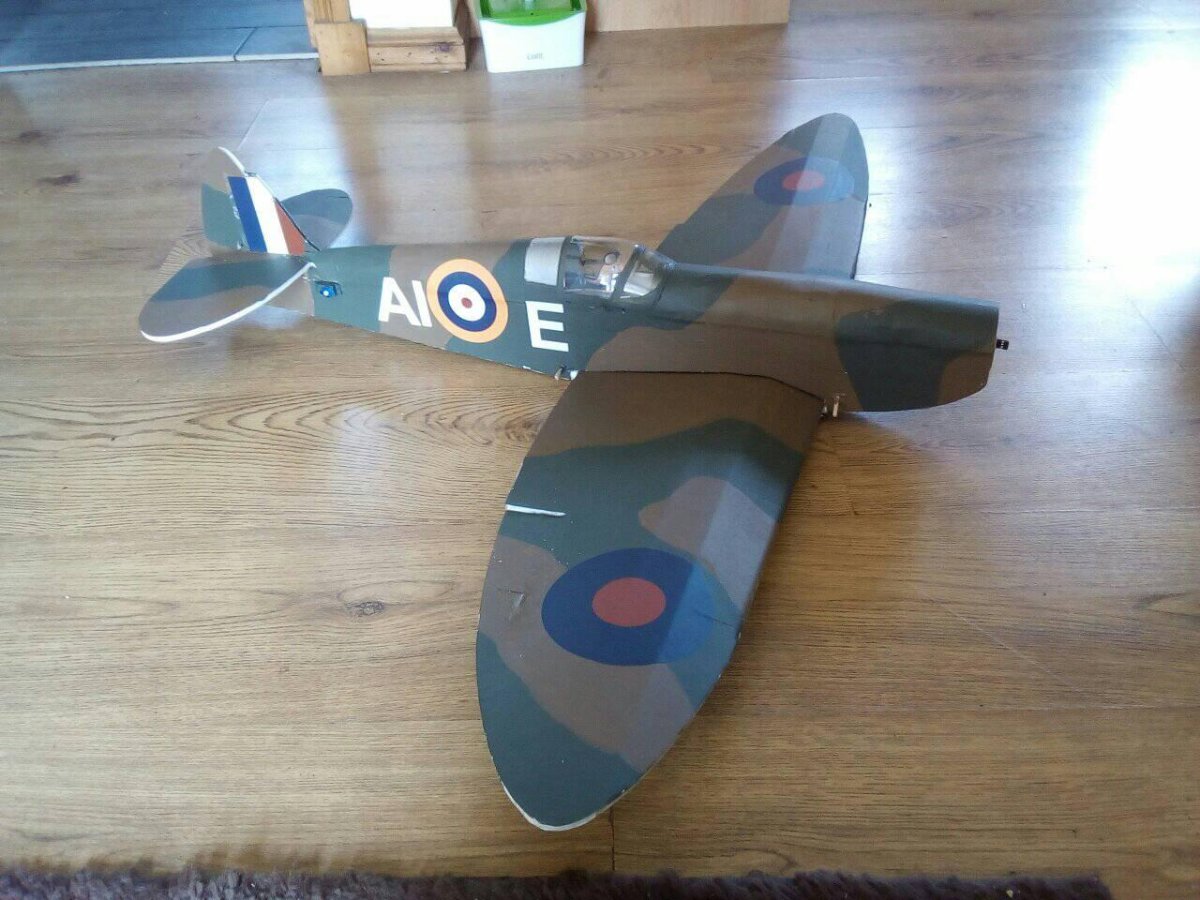 FT Spitfire (1080mm)